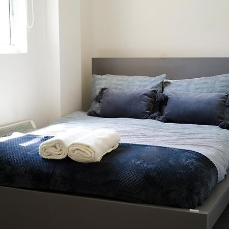 Brighton City Centre 2Br Apartment - Perfect For Contractors, Families & Groups - Free Parking & Walk To Beach ภายนอก รูปภาพ