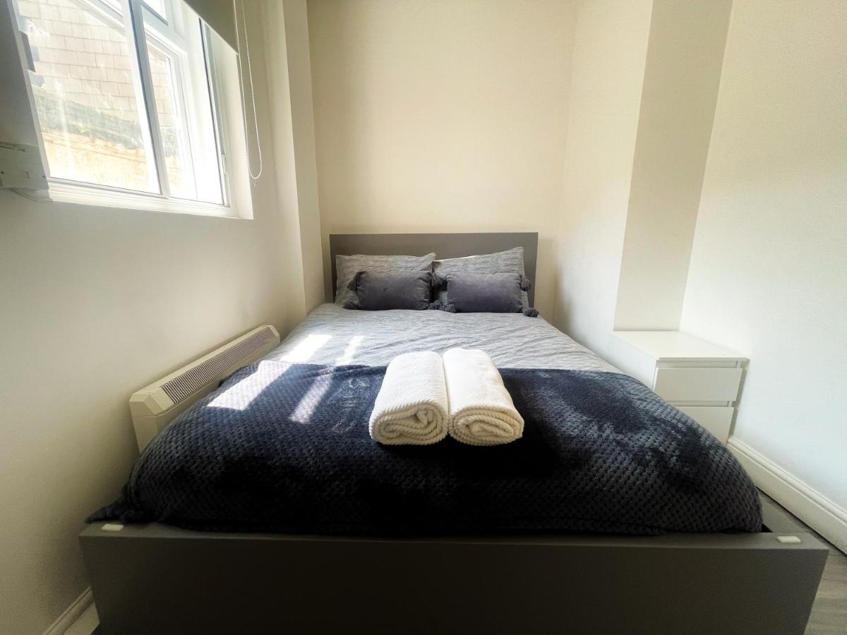 Brighton City Centre 2Br Apartment - Perfect For Contractors, Families & Groups - Free Parking & Walk To Beach ภายนอก รูปภาพ