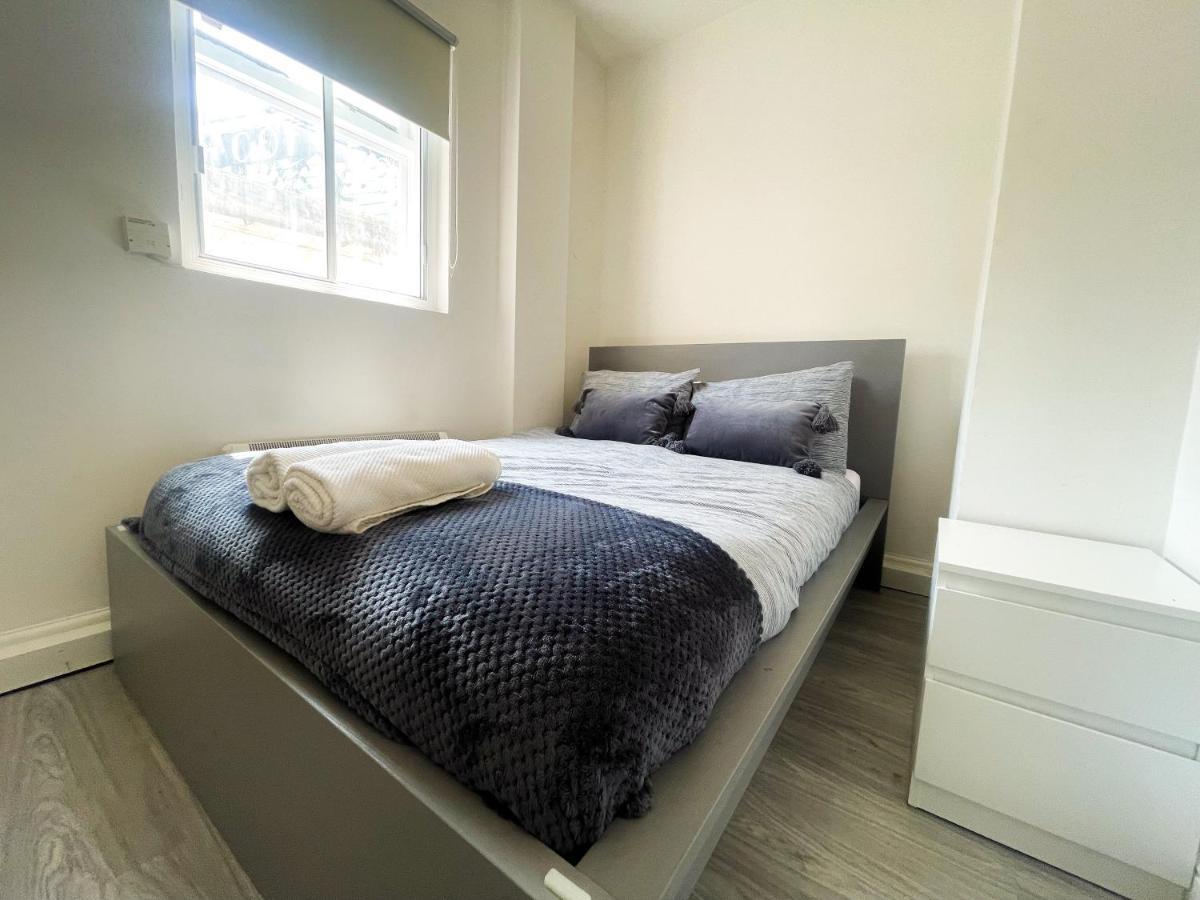 Brighton City Centre 2Br Apartment - Perfect For Contractors, Families & Groups - Free Parking & Walk To Beach ภายนอก รูปภาพ